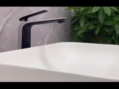 회색에서 놋쇠로 만든 현대 선박 단일 구멍 단일의 핸들 독 믹서 도청